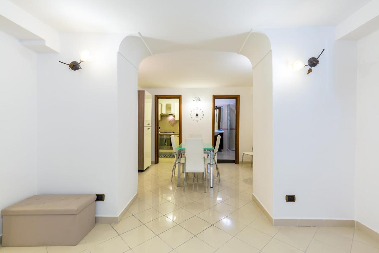 Qs1 - Indipendent Flat In Center Nápoles Exterior foto
