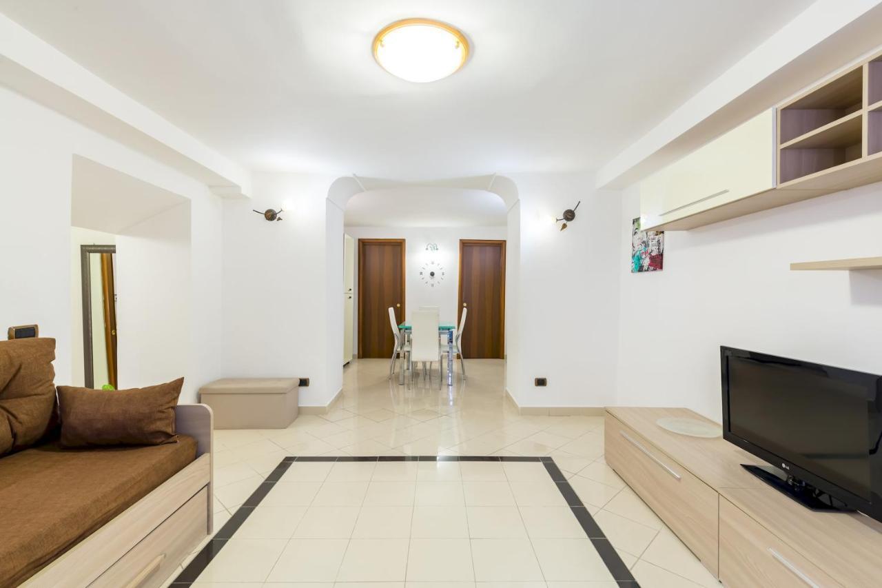 Qs1 - Indipendent Flat In Center Nápoles Exterior foto